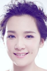 艾薇（张然饰演）