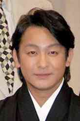 片冈爱之助（片冈爱之助饰演）