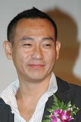 袁皮特（林保怡饰演）