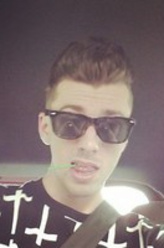 马克·凯利剧照