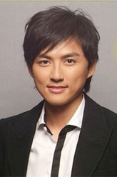 梁俊一（梁俊一饰演）