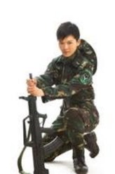 汤小米（王洋饰演）