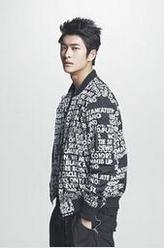 姜泰宇（姜泰伍饰演）