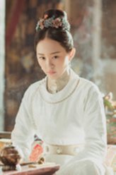 双喜（孙耀琦饰演）