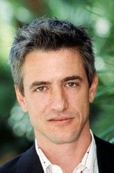 德蒙特·莫罗尼（德蒙特·莫罗尼饰演）