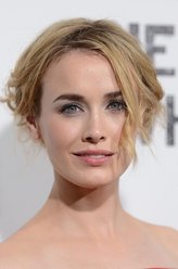 多米妮克·麦克艾丽戈特（多米妮克·麦克艾丽戈特饰演）