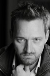 鲁德·哈利特（鲁德·哈利特饰演）