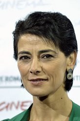 西娅姆·阿巴斯剧照