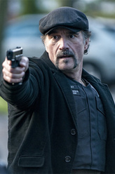 Alvin Olinsky（伊莱亚斯·科泰斯饰演）