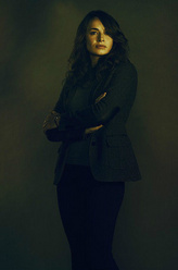 Dr. Nora Martinez（米娅·梅斯特罗饰演）