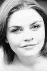 丽贝卡·斯塔顿（丽贝卡·斯塔顿饰演）