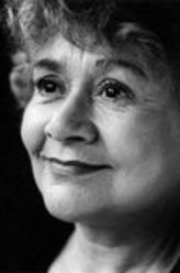 琼·普莱怀特剧照