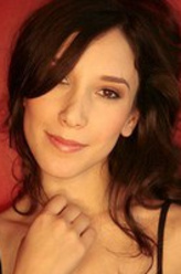 西贝尔·凯基莉剧照