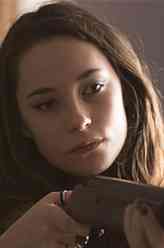 Mattie Hawkins（露西·克劳斯饰演）