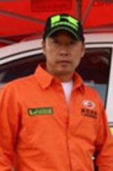 何伟剧照