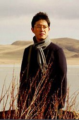 韩阳（沙溢饰演）