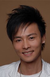 托马斯（张晋饰演）