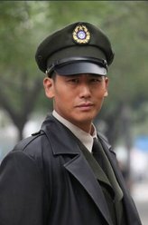 杨天鸿（于晓光饰演）