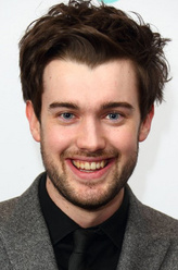 Hugo（杰克·怀特霍尔饰演）