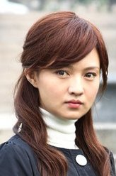 傅晶（傅晶饰演）