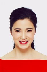 李婉秋（龚蓓苾饰演）