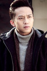 马学军（邓超饰演）