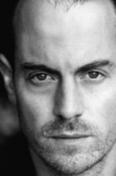 马修·格拉威尔（马修·格拉威尔饰演）