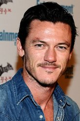 Owen Shaw（卢克·伊万斯饰演）