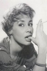 La mère（克莱尔·莫里耶饰演）