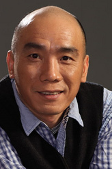 阿尔泰（方旭饰演）