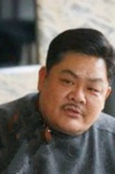 彪哥（林雪饰演）