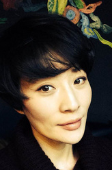 冯丽娜（吴乙彤饰演）