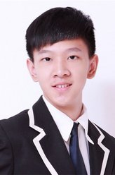 少年志强（张琛饰演）