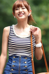 伊娜（张子萱饰演）