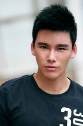 无言（丁汇宇饰演）