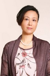 刘巧珍（吴玉芳饰演）