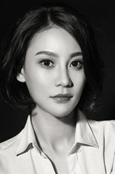 千岛纱（安雅萍饰演）