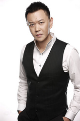 陈寺福（冯嘉怡饰演）