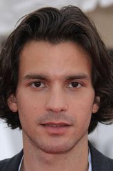 桑地亚哥·卡布瑞拉剧照