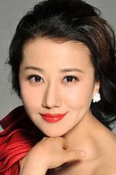 胭霞（李黎饰演）