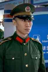 杜哲（郑昊饰演）