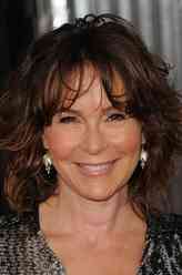 詹妮弗·格雷（詹妮弗·格雷饰演）