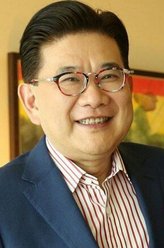 曹可凡（曹可凡饰演）