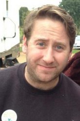 Thomas Nutter（吉姆·霍威克饰演）