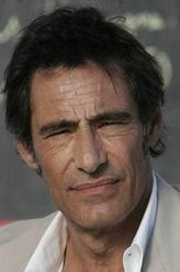 热拉尔·朗万剧照