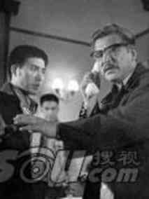 检察官