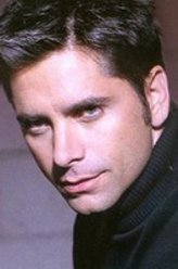 约翰·斯塔莫斯剧照