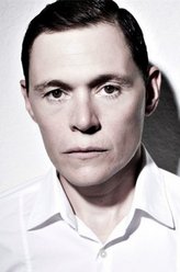 Major Hewlett（伯恩·戈曼饰演）