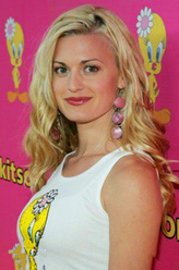 Christy（布鲁克·朵赛饰演）