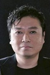 校长（刘以达饰演）